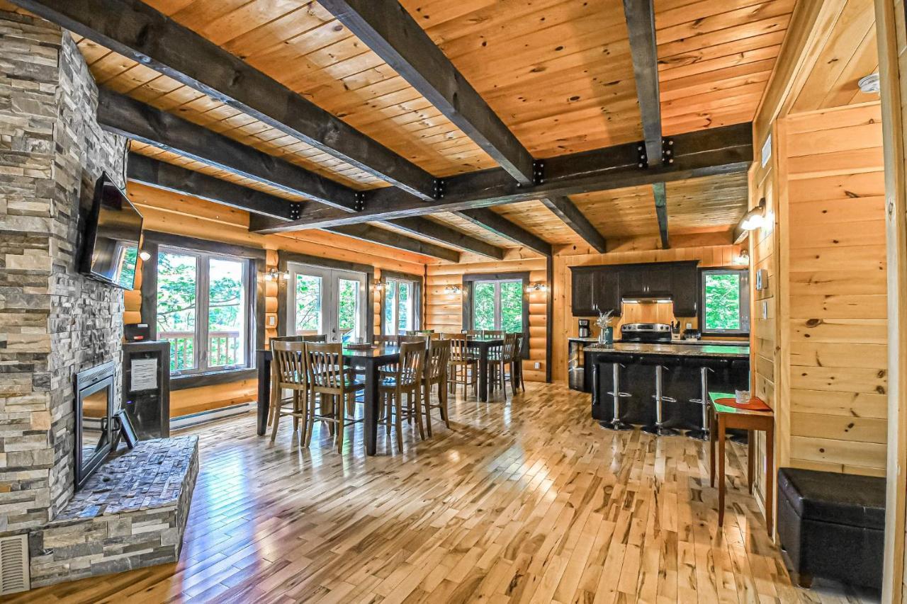 Brown Bear Lodge Brownsburg 外观 照片
