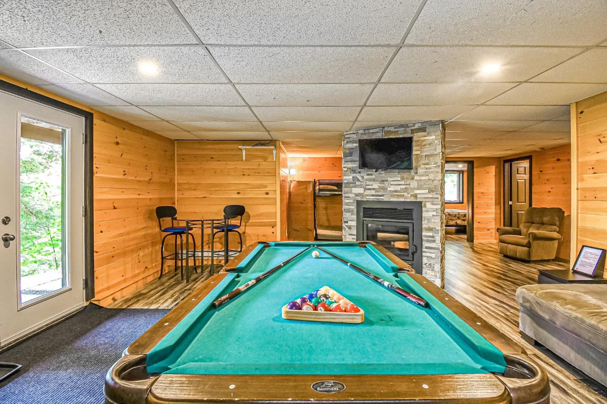 Brown Bear Lodge Brownsburg 外观 照片