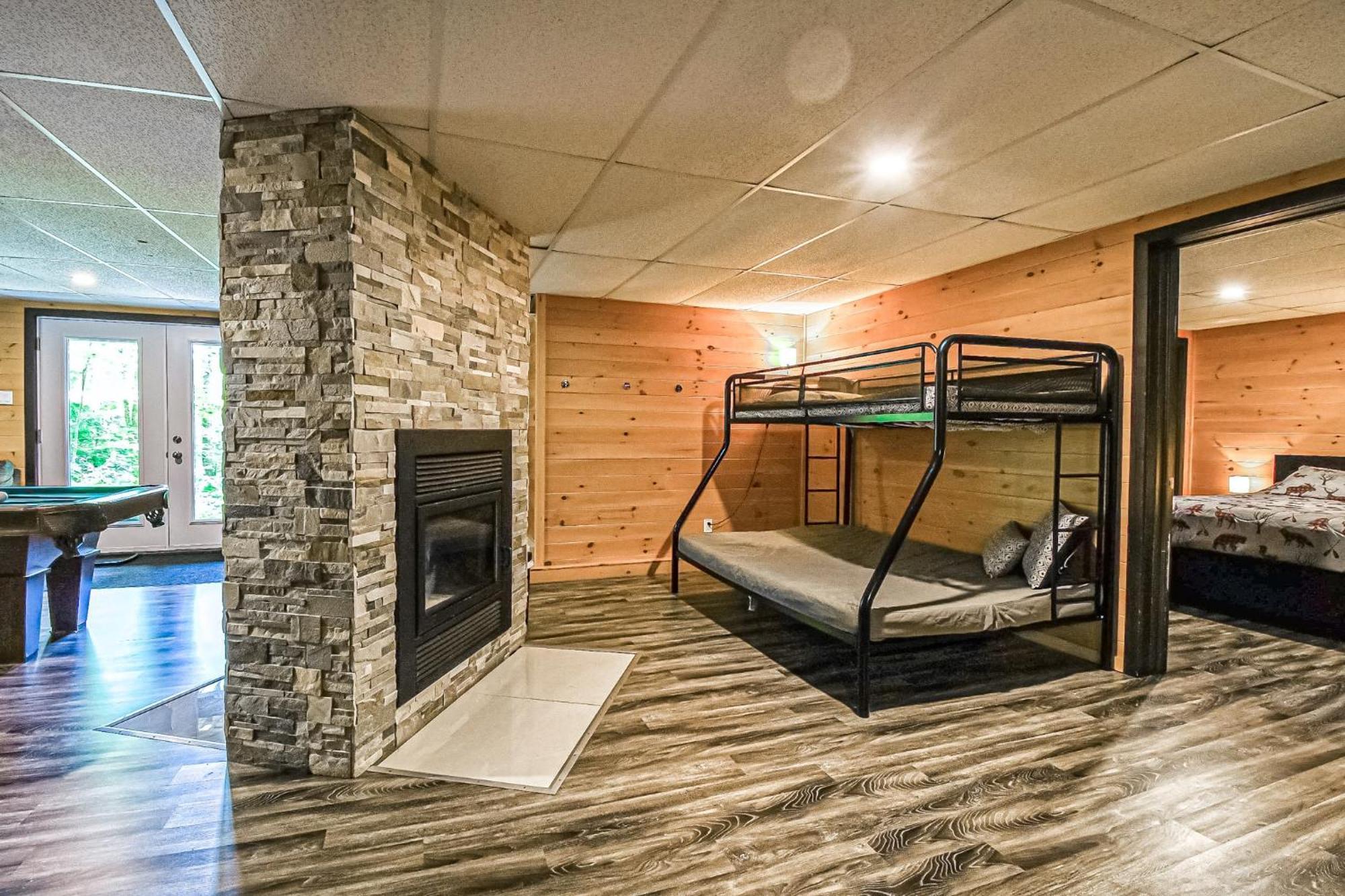 Brown Bear Lodge Brownsburg 外观 照片